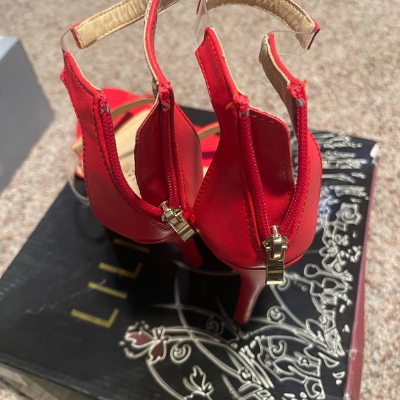 Liliana Red Heels size 7.5 - Picture 3 of 3